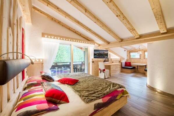 Minibar, coffres-forts dans les chambres, bureau, chambres insonorisées