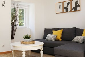 Ático | Sala de estar | Una televisión de pantalla plana