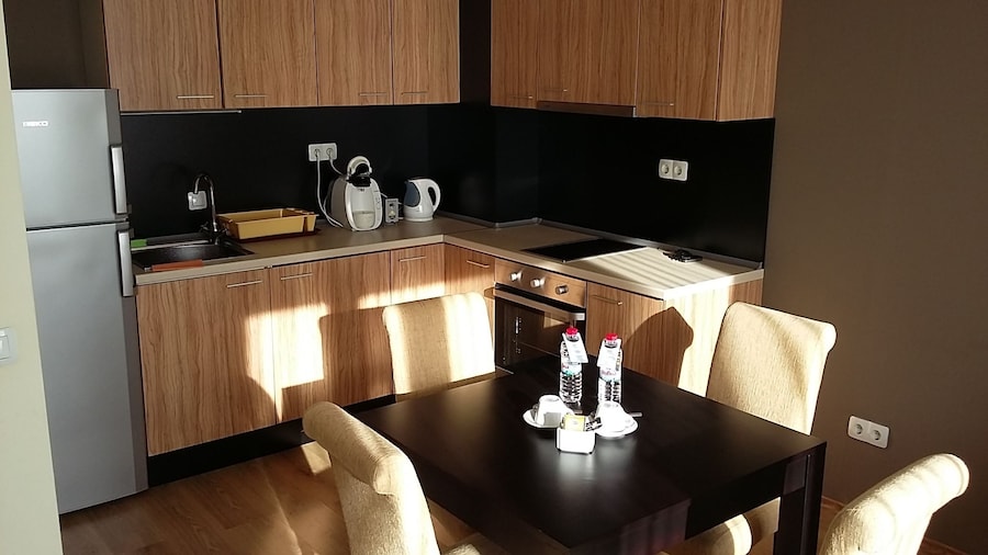 Apartments Mladost 1A-554