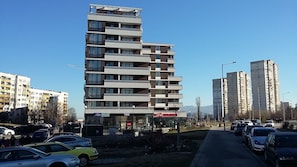 Free self parking - Apartments Mladost 1A-554 (Sofia)