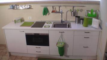 Appartement Deluxe, 1 chambre, non-fumeur | Cuisine privée