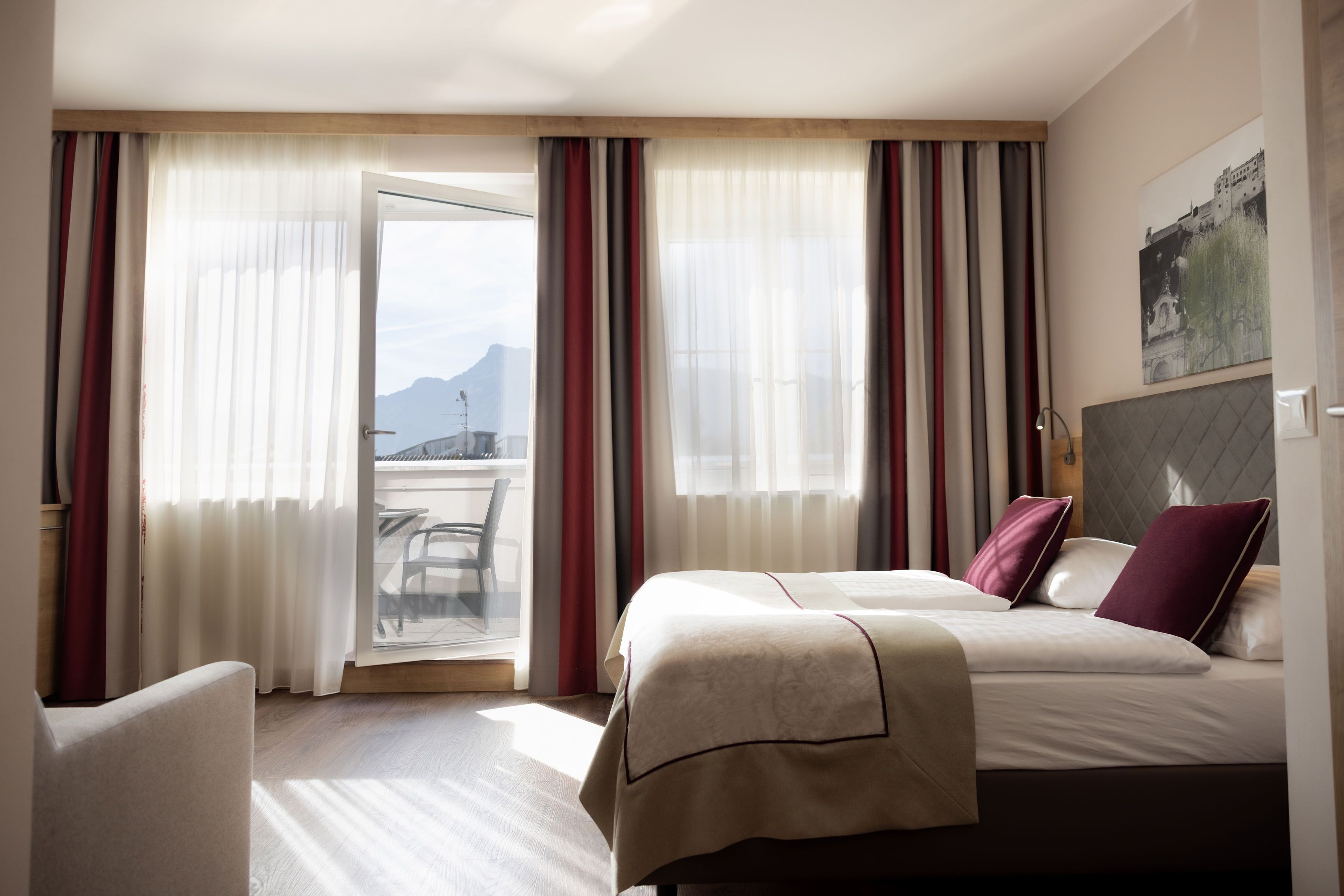 Premium bedding, in-room safe, desk, soundproofing