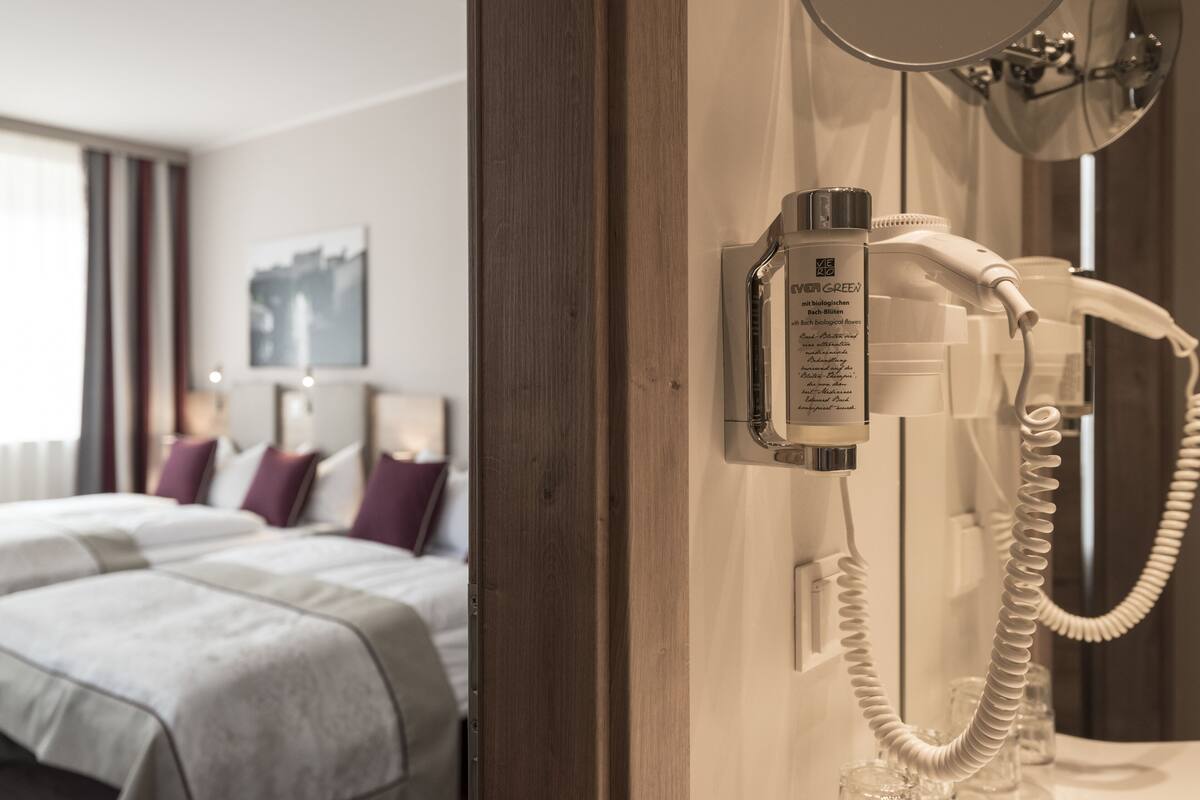 Premium bedding, in-room safe, desk, soundproofing