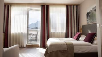 Superior Room, Balcony | 1 bedroom, premium bedding, in-room safe, desk