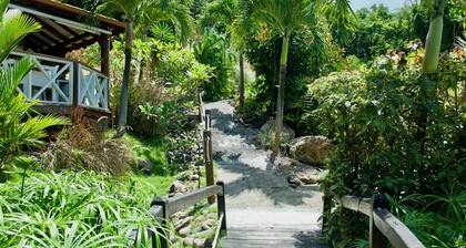 Le Domaine Du Rocher Noir