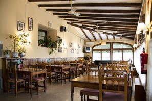 Restaurant - Hostal Montserrat (Montseny)