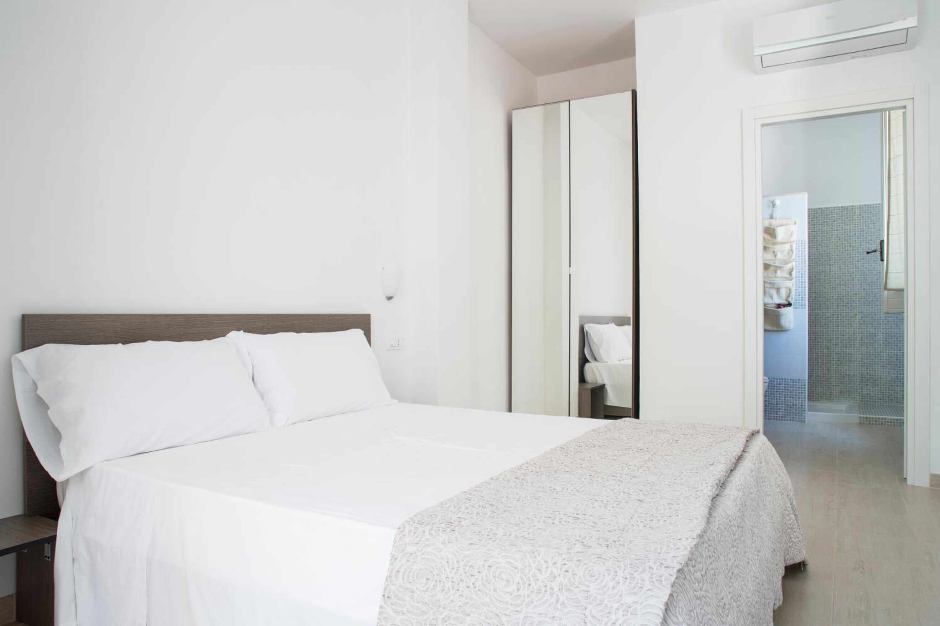 Strykjärn/strykbräda, gratis wi-fi och sängkläder