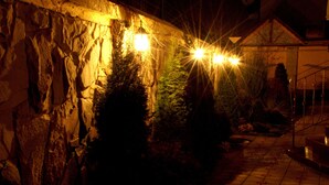 Terrace/patio - Hotel Majami (Chisinau)