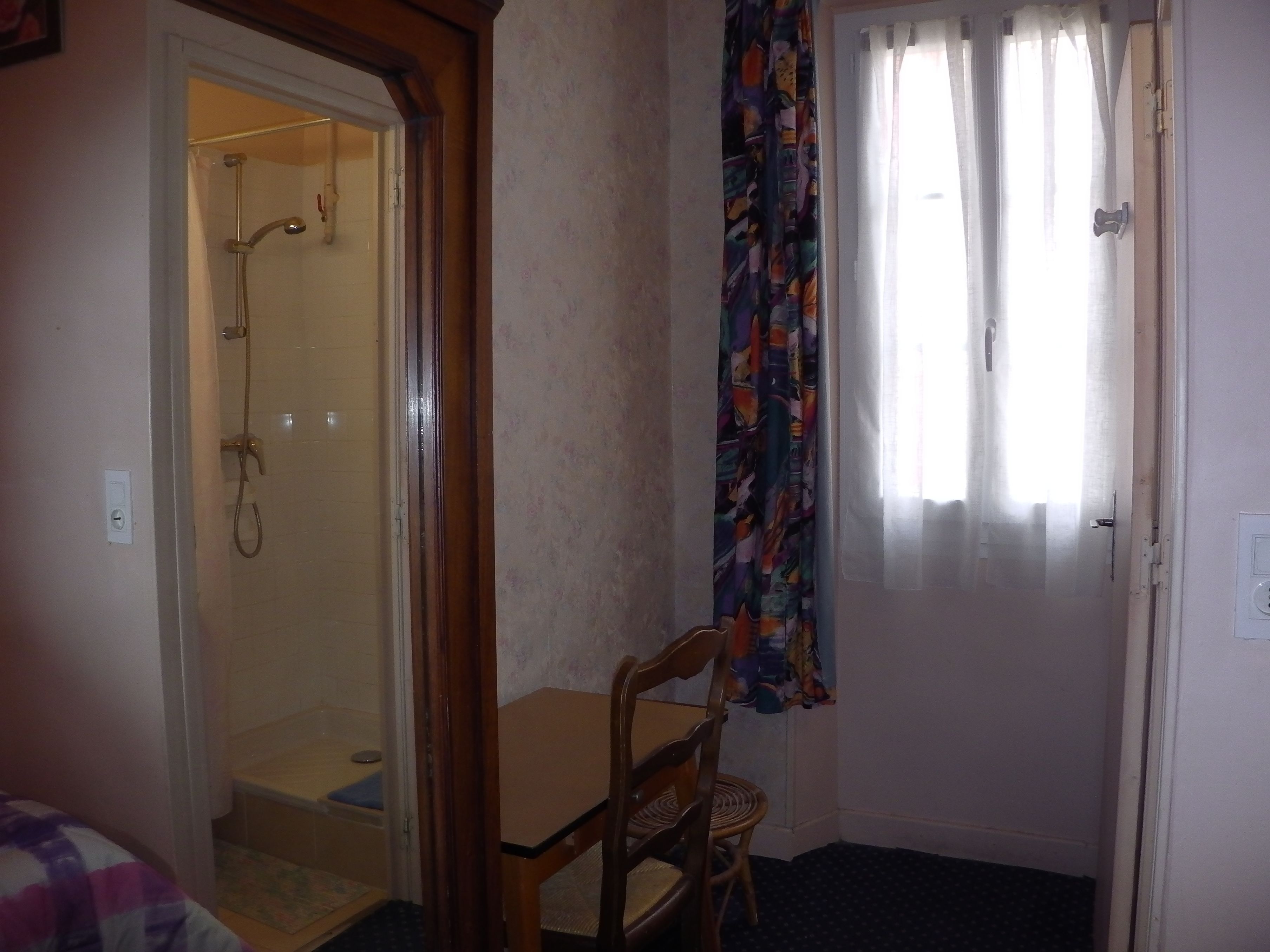 single room with private shower, shared toilet | blackout curtains, iron/ironing board, free wifi, bed sheets