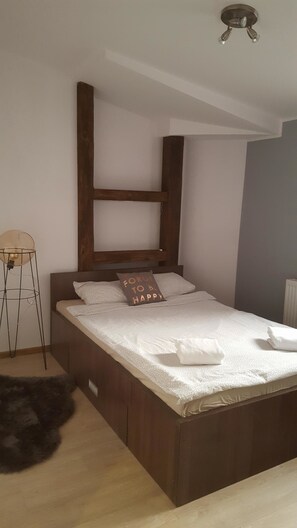 1 Schlafzimmer, Bügeleisen/Bügelbrett, kostenloses WLAN, Bettwäsche