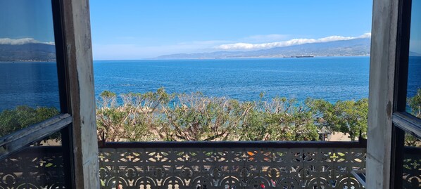 1 bedroom, Frette Italian sheets, premium bedding, down comforters - Marina Inn (Milazzo)