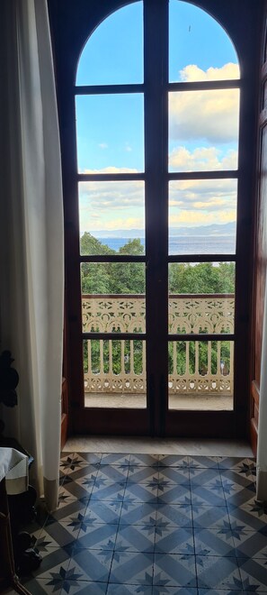 Triple Room, Sea View Private External Bathroom
