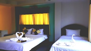 Family Room | Rollaway beds, free WiFi