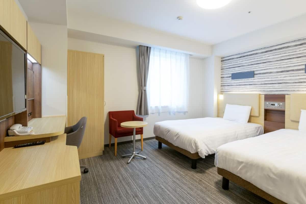 Literie de qualité supérieure, coffres-forts dans les chambres, bureau