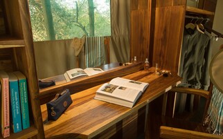 Honeymoon Suite, 1 Bedroom, Refrigerator, River View | In-room business center
