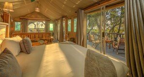 Honeymoon Suite, 1 Bedroom, Refrigerator, River View - Xaro Lodge (Shakawe)