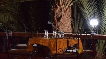 Breakfast, lunch, dinner served; local cuisine