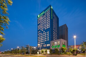 Exterior - Holiday Inn Nanjing Harbour by IHG (Nanjing)