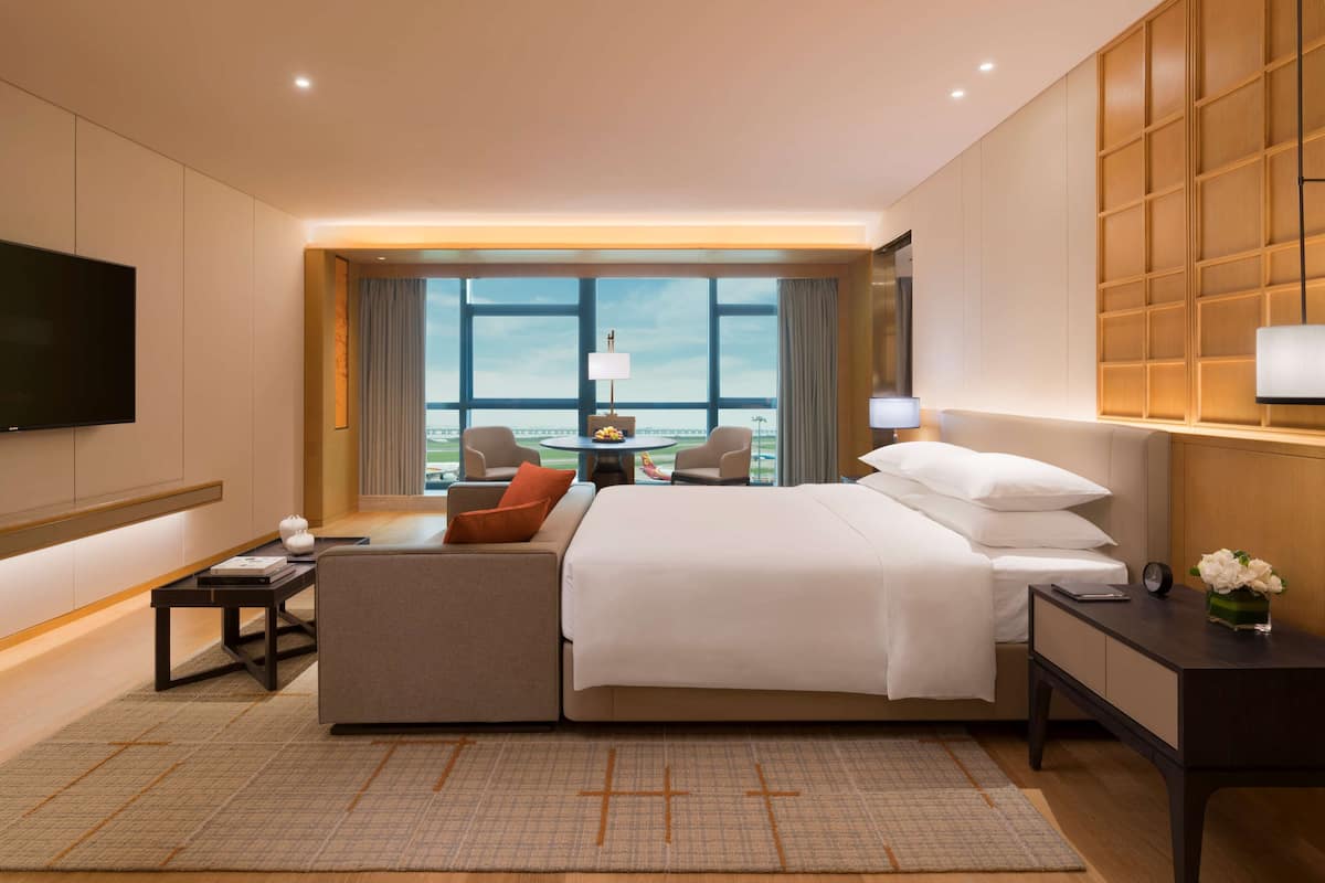 minibar, in-room safe, desk, blackout curtains