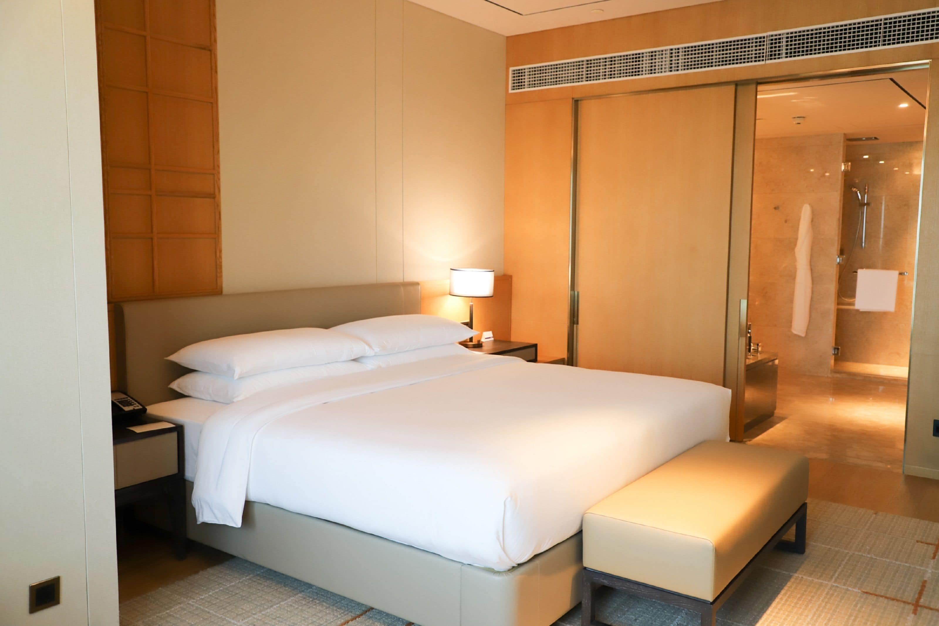 Zimmer, 1 King-Bett | Minibar, Zimmersafe, Schreibtisch, Verdunkelungsvorhänge