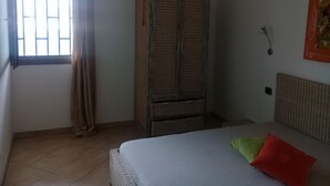 Apartment, 1 Bedroom (Apt 0A) | 1 bedroom, in-room safe, iron/ironing board, bed sheets - Meridiana Residence (Sal)