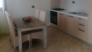 Apartment, 1 Bedroom (Apt 0A) | Private kitchen | Coffee/tea maker, fridge, microwave, oven - Meridiana Residence (Sal)
