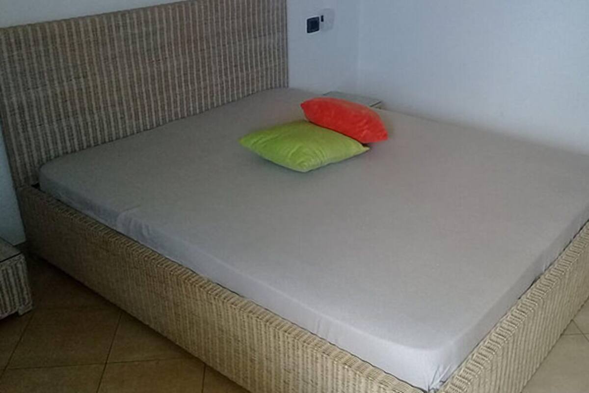 Apartment, 1 Bedroom (Apt 0A)