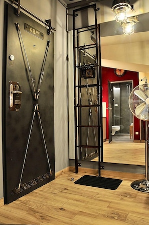 In-room safe, iron/ironing board, rollaway beds, free WiFi