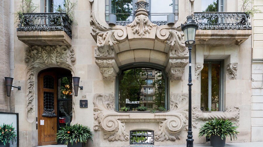 El Palauet Modernist Suites Barcelona