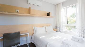 Laanhof 3 Double Bedroom Apartment | Premium bedding, in-room safe, individually decorated
