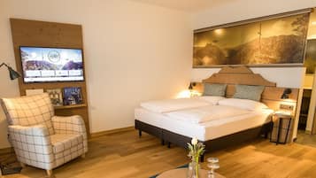 1 bedroom, in-room safe, blackout curtains, free WiFi