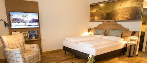 In-room safe, blackout drapes, free WiFi, bed sheets