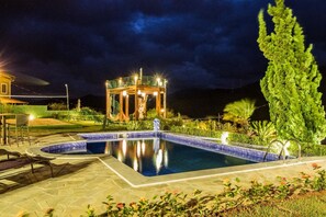 Alberca al aire libre 