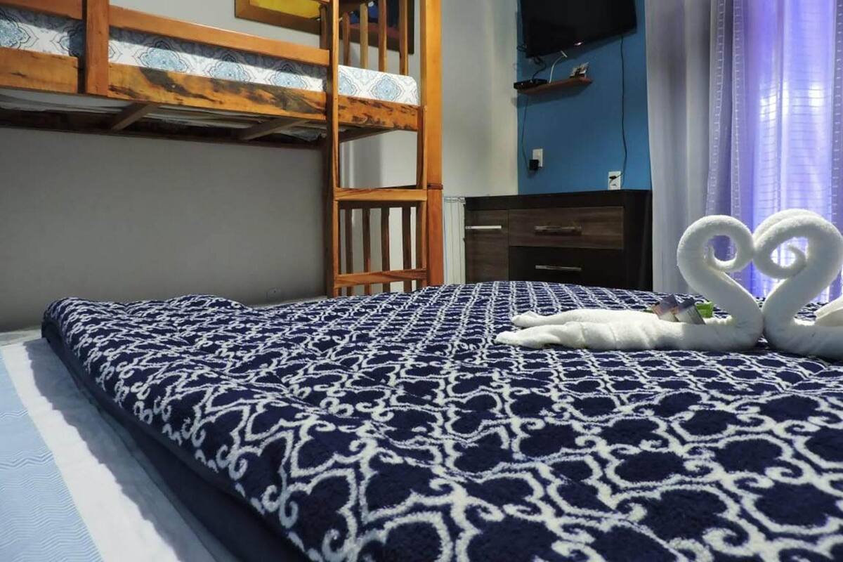 1 bedroom, minibar, free WiFi, bed sheets
