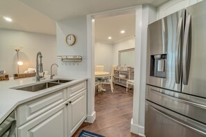 Interior - Spend some time in this gorgeous villa with a gorgeous view! B3623A (Cape Haze)