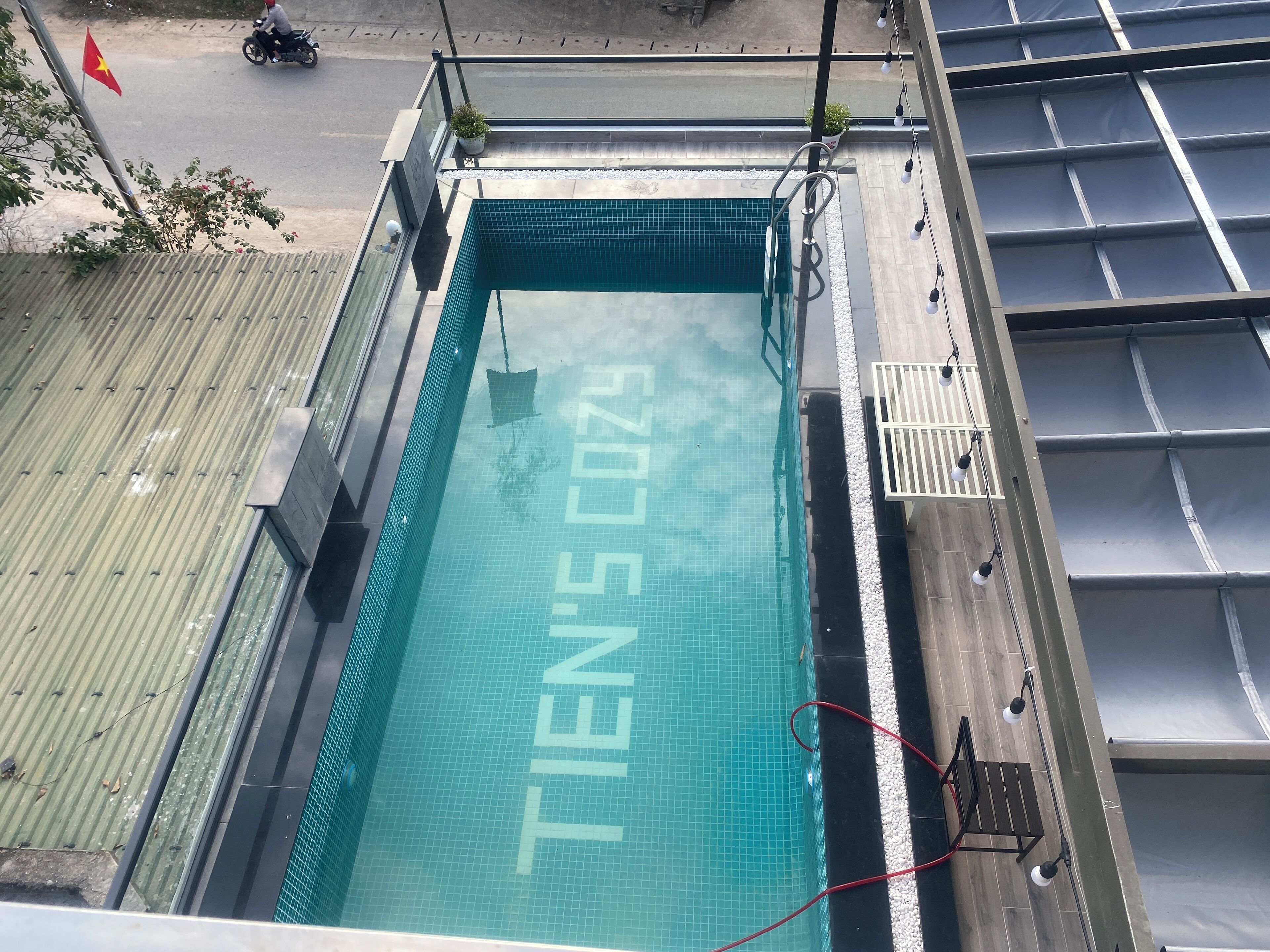 Rooftop pool