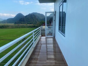 Panoramic Double Room, 1 King Bed, Non Smoking, Mountain View | Balcony view - Tien's Cozy Homestay (Bo Trach)