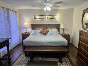 2 bedrooms, desk, iron/ironing board, free WiFi