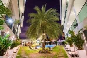Outdoor pool, open 7:00 AM to 9:00 PM, sun loungers - Cozy Resort, A Boutique Hotel (Pattaya)
