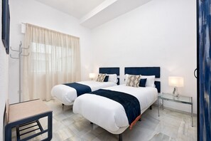 3 bedrooms, iron/ironing board, Internet, bed sheets