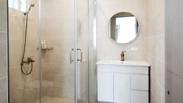 Deluxe Double Room, 1 King Bed, Balcony