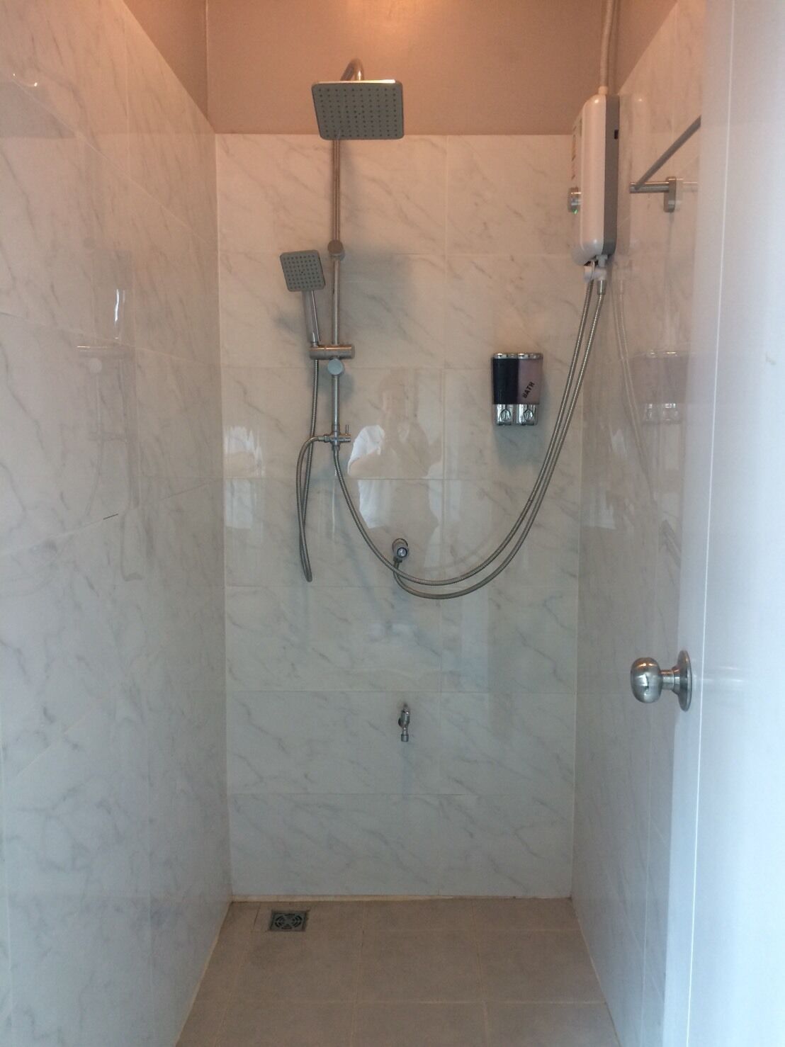 Foto - SLEEPY-Homey Don Mueang Airport Hostel