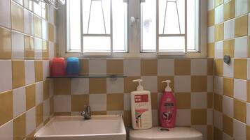 Shower, free toiletries, slippers, towels