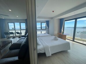 Appartement, 2 chambres (Ocean & City View) | Draps italiens de Frette, literie de qualité, coffre-fort