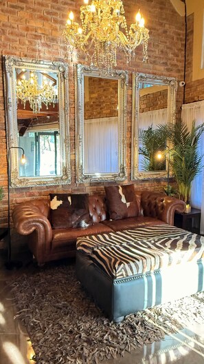 Lounge - Imbube Safari Lodge (Nkomazi)