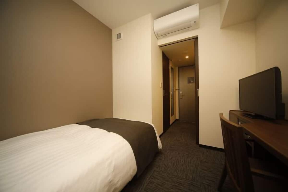 Brankas, kedap suara, dan Wi-Fi gratis