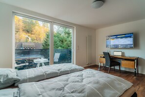 Dobbeltrom – superior, 1 queensize-seng, balkong | Skrivebord og wi-fi (inkludert)