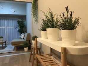 Desk, free WiFi, bed sheets - Forestay Shinsaibashi (Osaka)