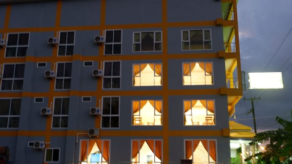 Front of property - evening/night
