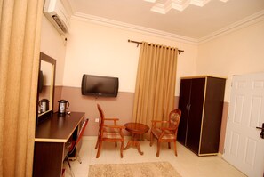 Classic Room | 6 bedrooms, premium bedding, in-room safe, individually decorated